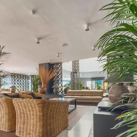 Apartahotel Parque Del Sol