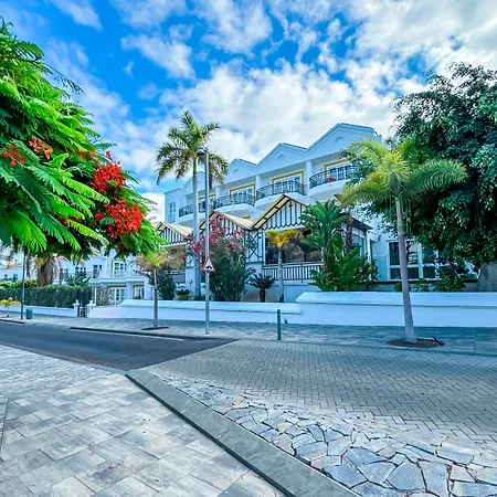 Parque Del Sol Apartahotel