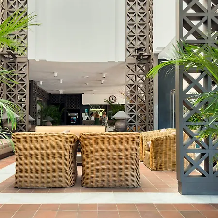 Parque Del Sol 4* أذيخي