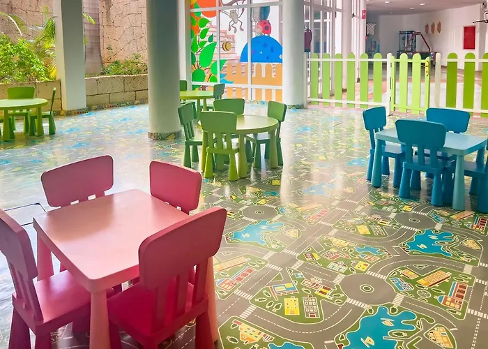 Parque Del Sol 3* Адехе