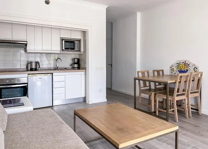 Parque Del Sol Адехе